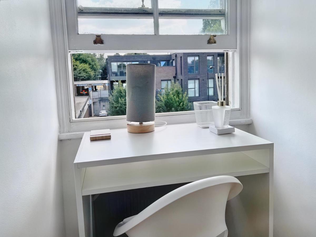 Lovely 2-Bedroom Serviced Apartment Greater Londyn Zewnętrze zdjęcie